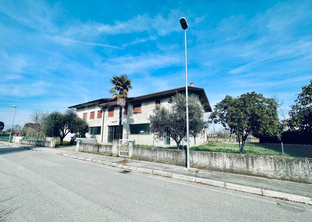 Villa Bifamiliare in vendita a Cittadella