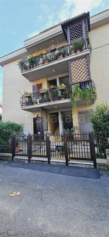 Appartamento in vendita a Monterotondo via Monti Lepini