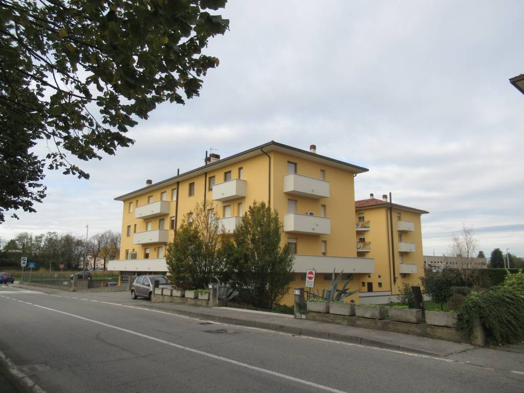 Appartamento in vendita a Ornago via Giovanni Pascoli, 19