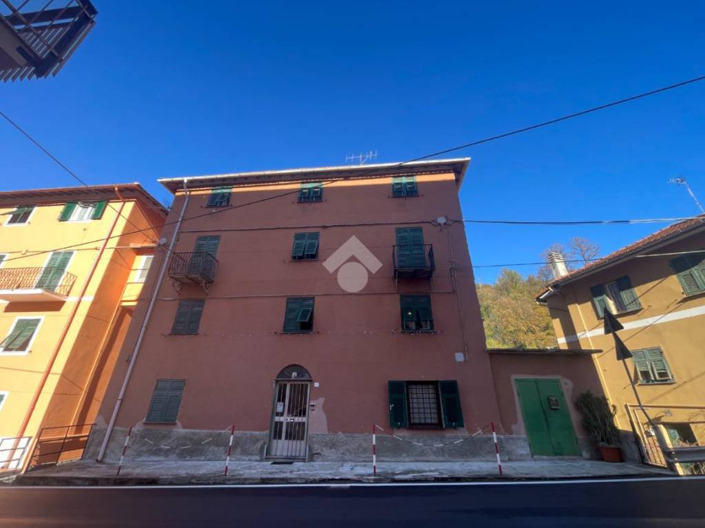 Appartamento in vendita a Sant'Olcese via Pian del Mulino, 5