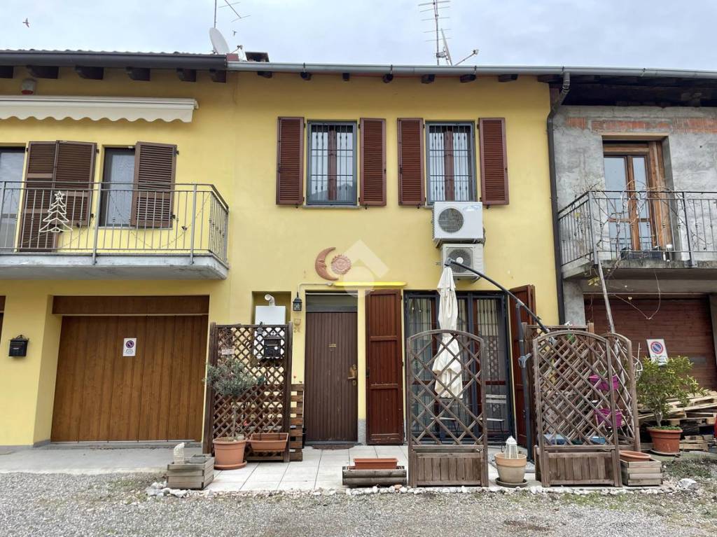 Appartamento in vendita a Cornaredo piazza Cascina Croce, 24