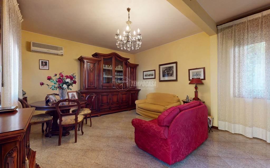 Villa in vendita a Sassuolo viale 1° Maggio