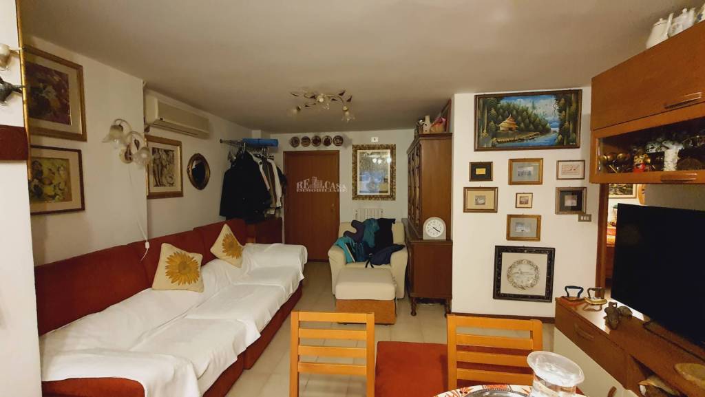 Appartamento in vendita a San Benedetto del Tronto via Zanella, 16