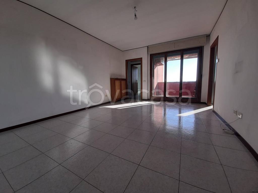 Appartamento in vendita a Parma strada Val Parma
