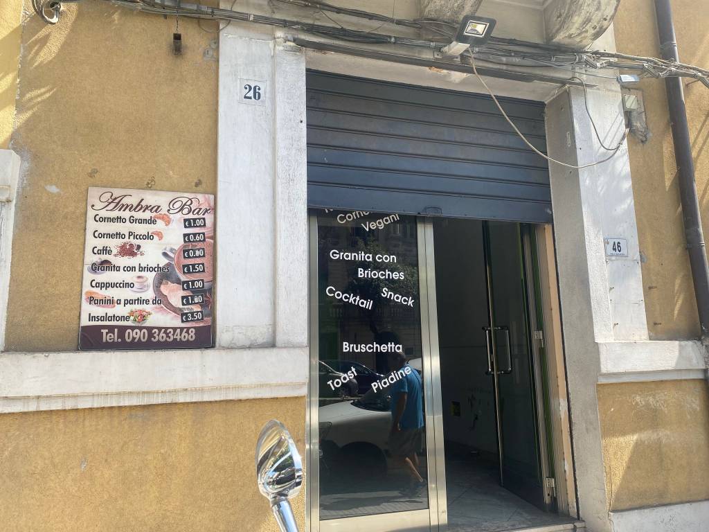 Negozio in vendita a Messina viale Boccetta, 38