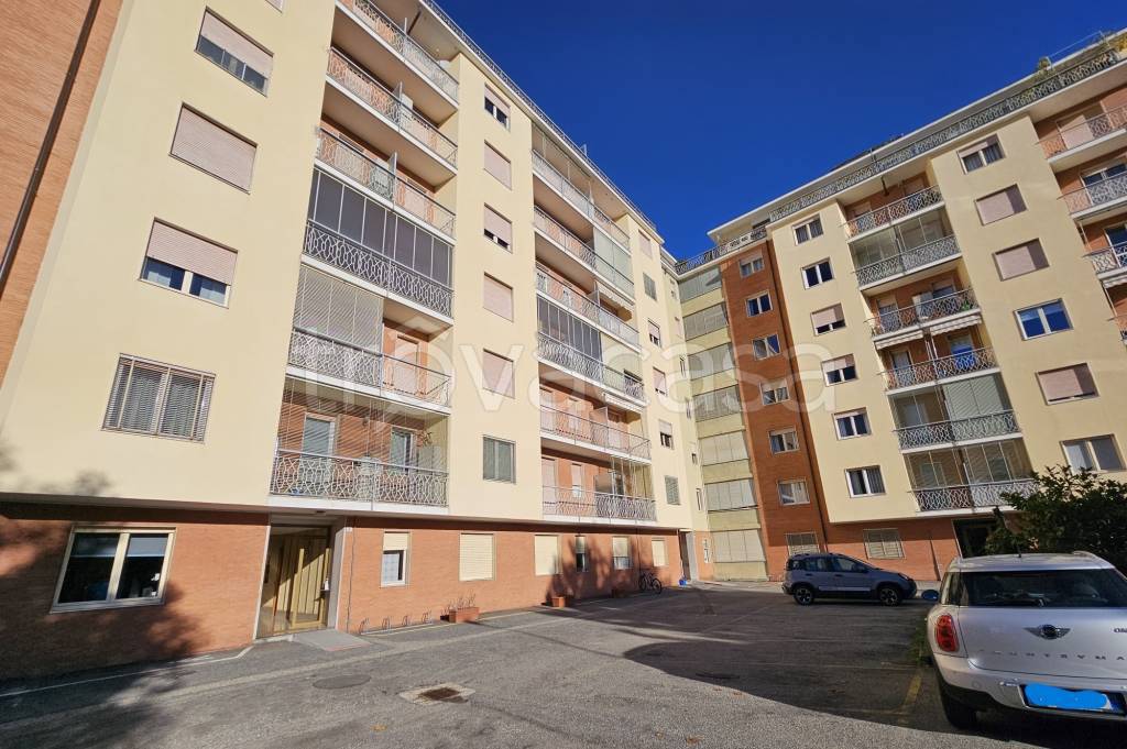 Appartamento in vendita a Borgosesia via Guglielmo Marconi, 11