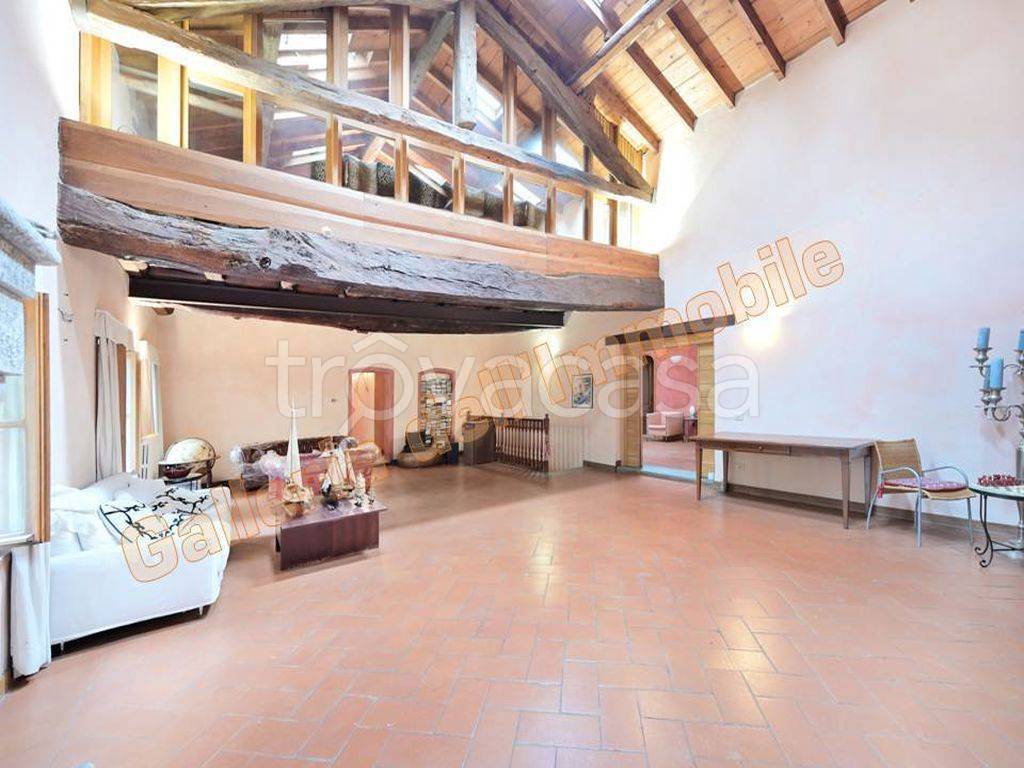 Villa in vendita a Cassinetta di Lugagnano via Umberto Pace