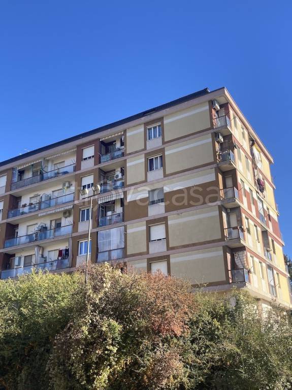 Appartamento in vendita a Chieri via Augusto Monti, 7