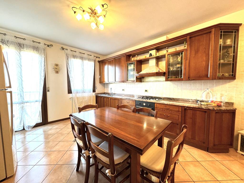 Appartamento in vendita a Pianiga via Roma, 133A