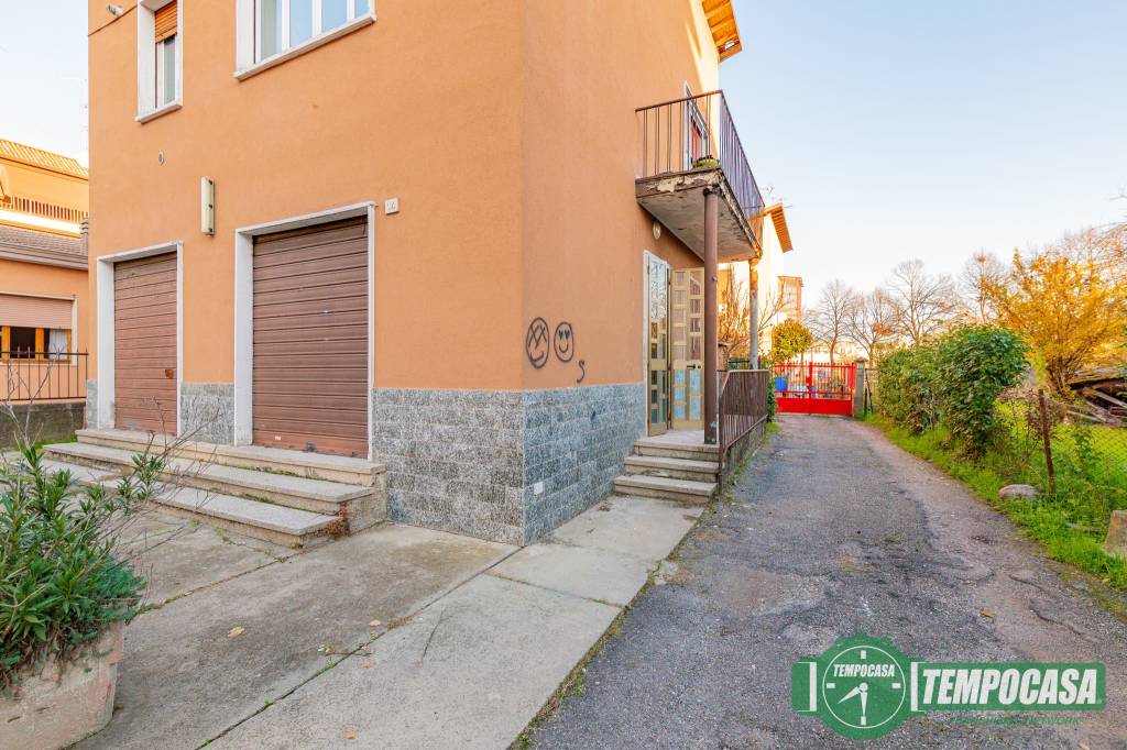 Villa in vendita a San Giuliano Milanese via Monte Bianco, 14