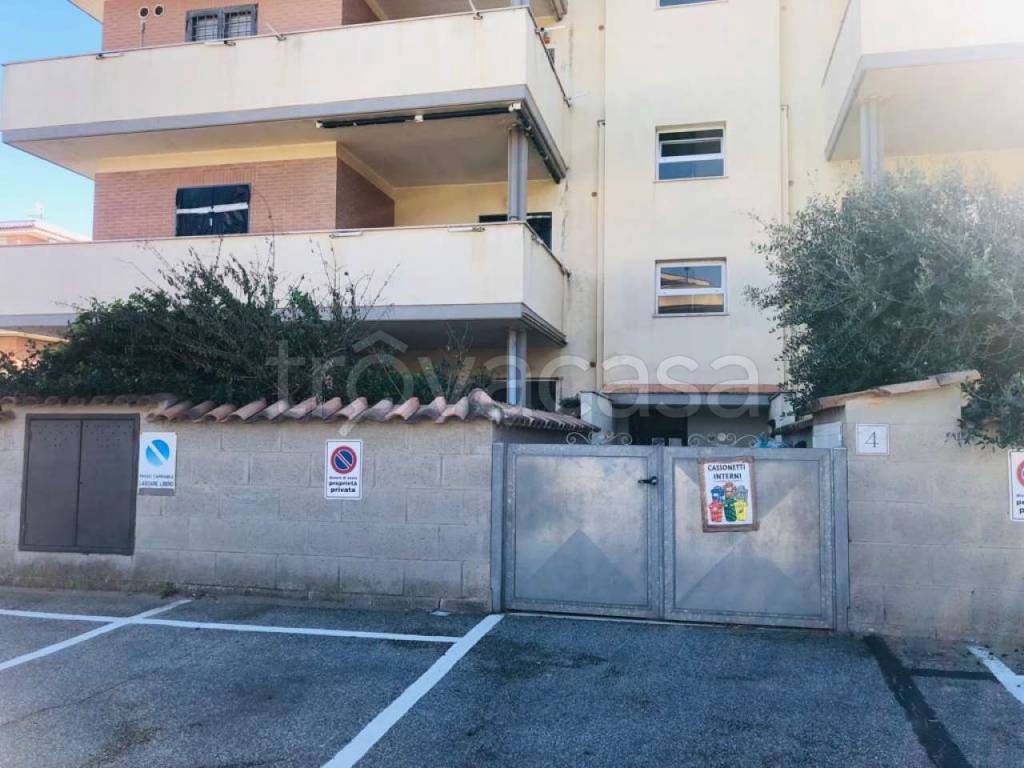Appartamento in vendita ad Ardea via Cagliari