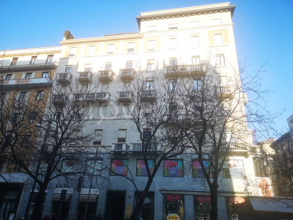 Appartamento in affitto a Milano piazza Santa Maria Beltrade