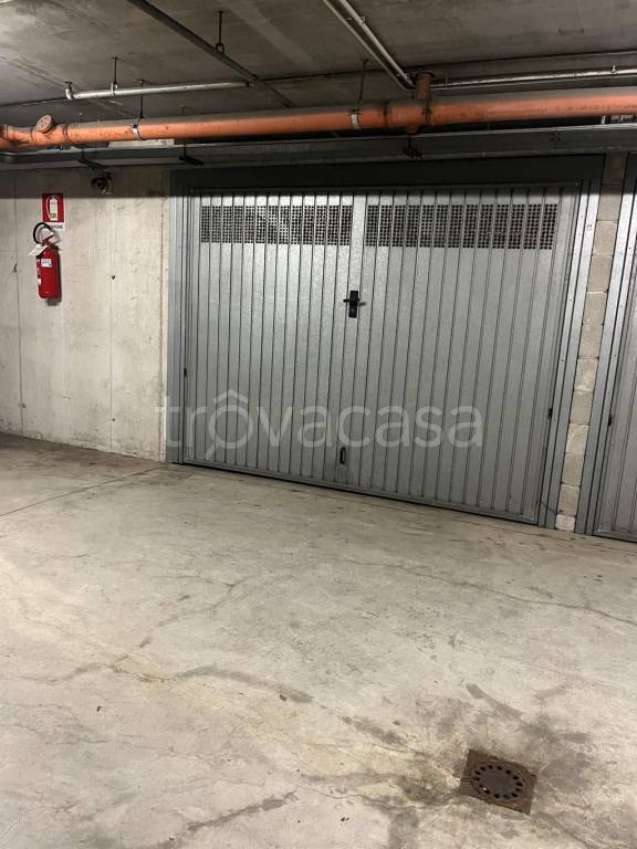 Garage in vendita a Lecco