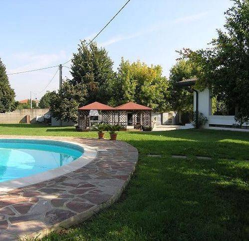 Villa in vendita a Loreggia via Boscalto Est.