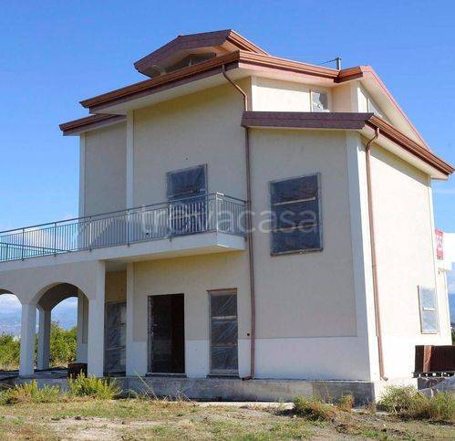 Villa in vendita a Battipaglia localita Lido Lago