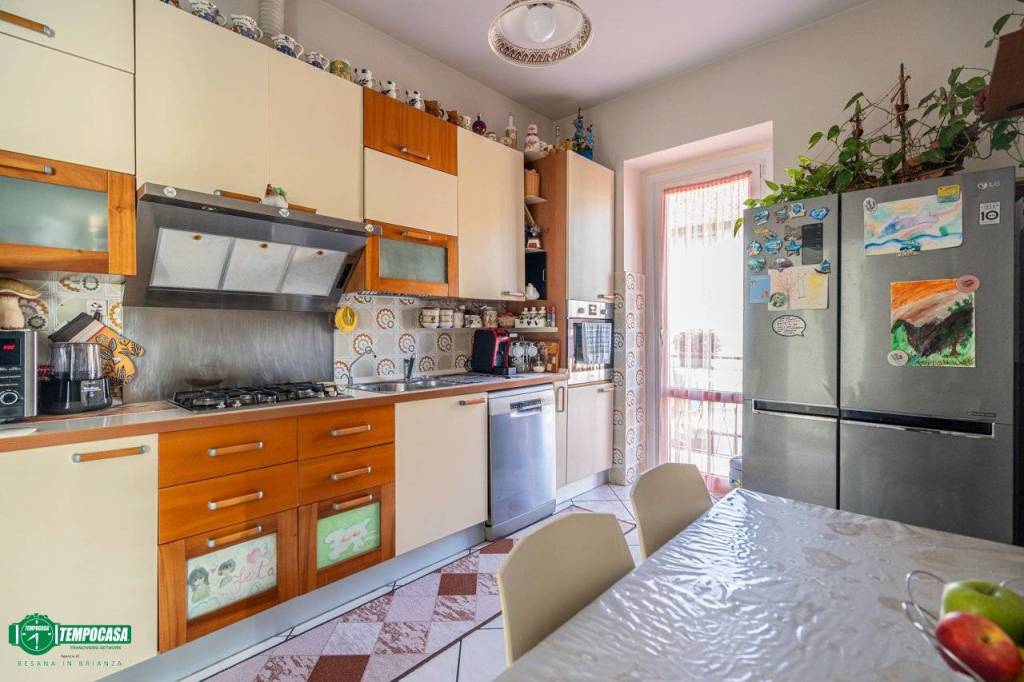 Appartamento in vendita a Besana in Brianza via Cardinale Federico Borromeo, 28L