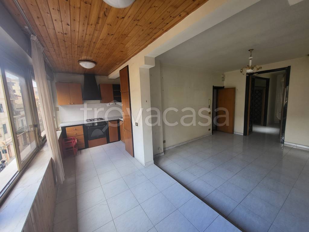 Appartamento in vendita a Palermo via Ernesto Tricomi, 32