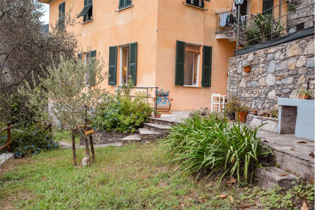 Casa Indipendente in vendita a Rapallo salita al Pellegrino