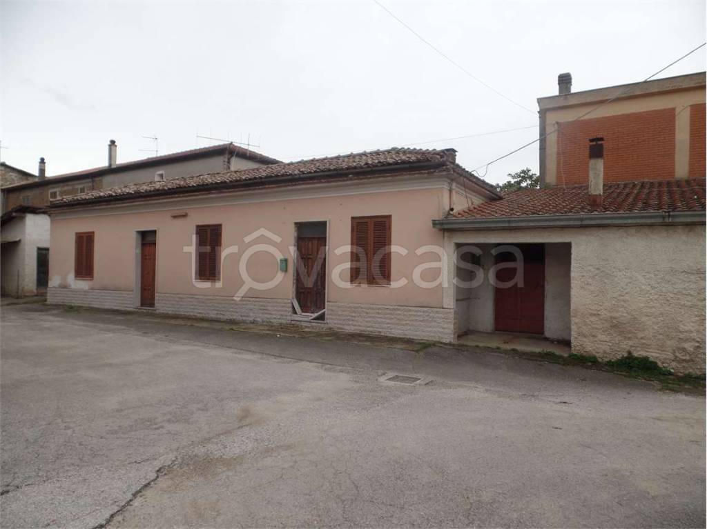 Casa Indipendente in vendita ad Alatri via largo ciafe', 6