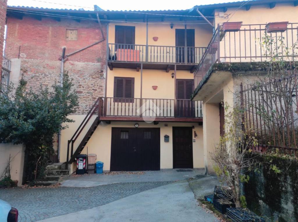 Casa Indipendente in vendita a Balangero via Canavese, 106