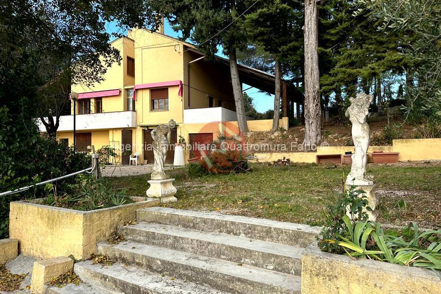 Villa in vendita a Fano via sant'andrea in villis