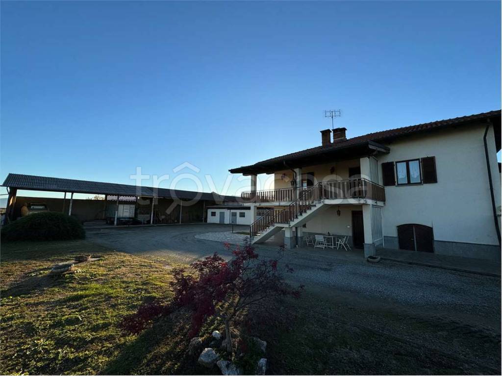 Villa Bifamiliare in vendita a Cavour via san Michele