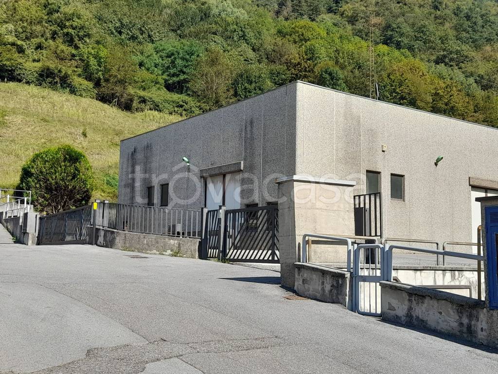 Capannone Industriale in in affitto da privato a Vestone via Gargnà