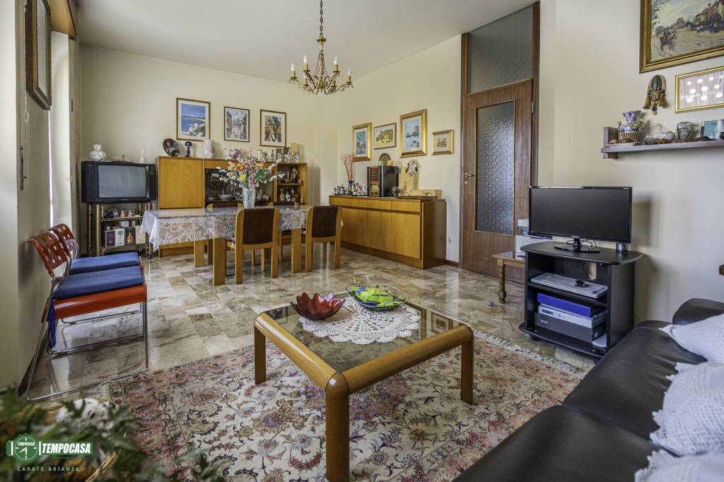 Appartamento in vendita a Verano Brianza via Guglielmo Marconi, 14