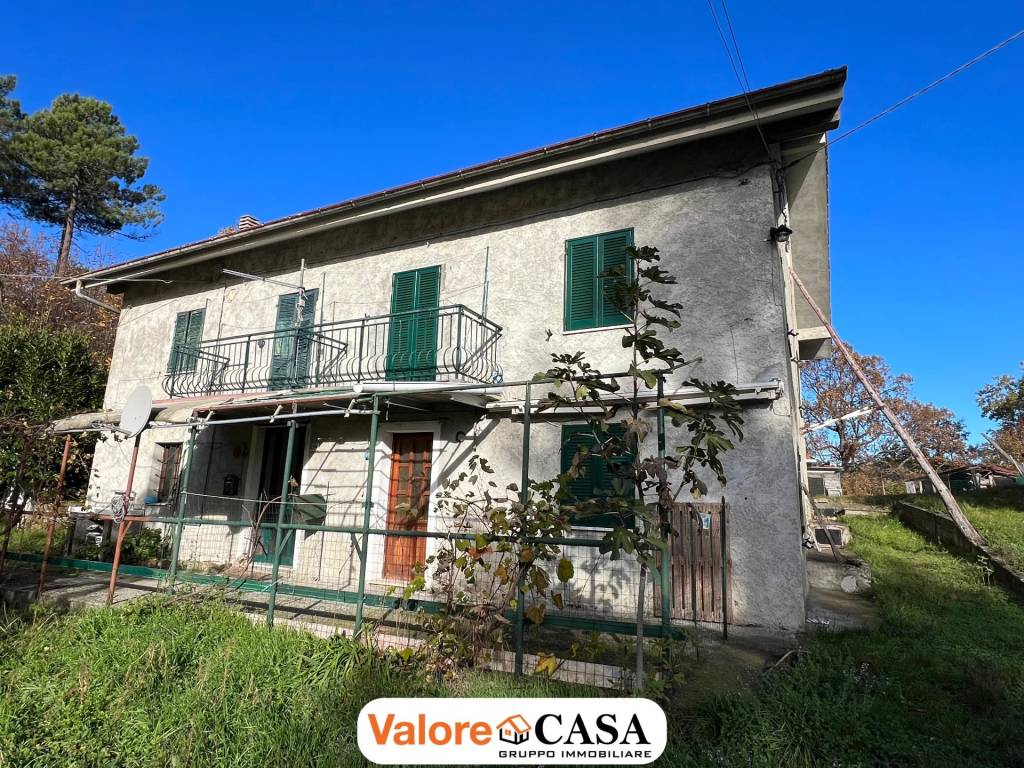 Villa in vendita a Ponzone strada Pessina