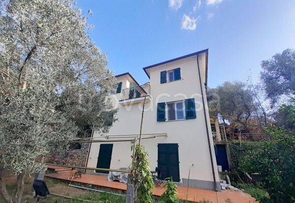Villa in vendita a Portovenere via Libertà, 205