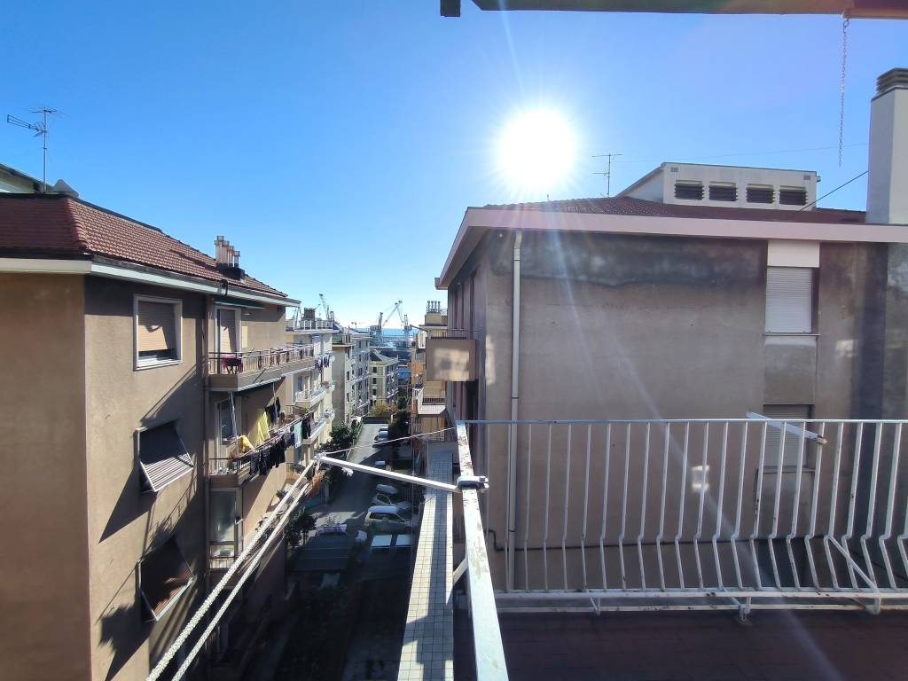 Appartamento in vendita a Genova viale Villini Rollino