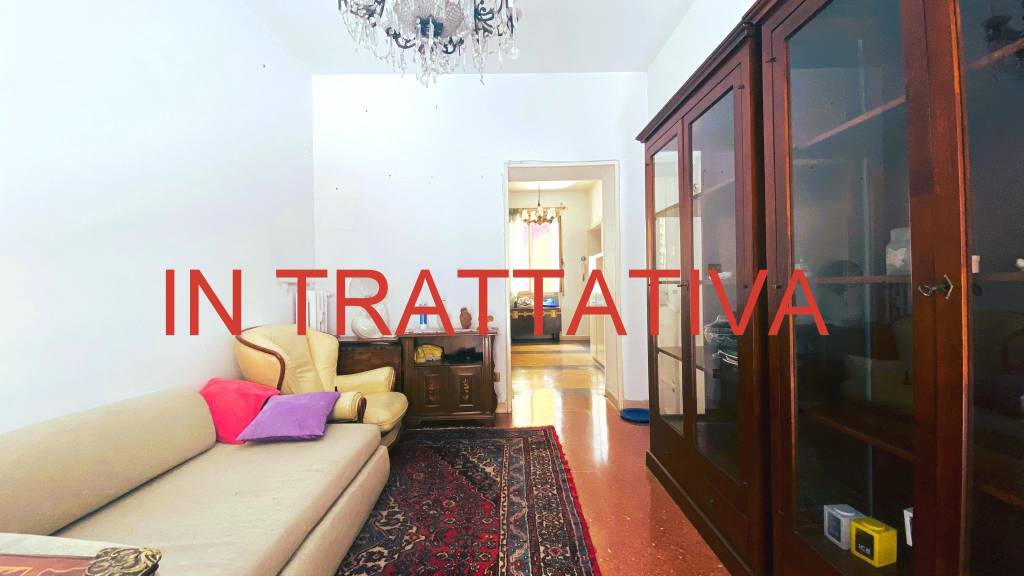 Appartamento in vendita a Roma via Biella, 3