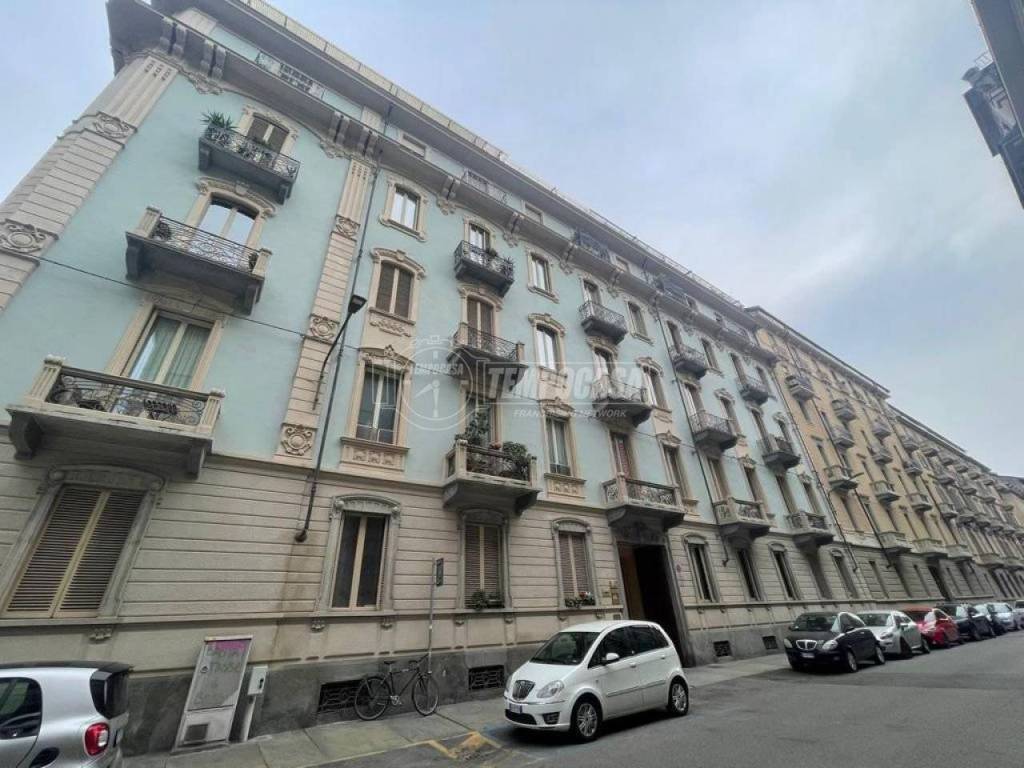 Ufficio in vendita a Torino via Alfonso La Marmora, 31
