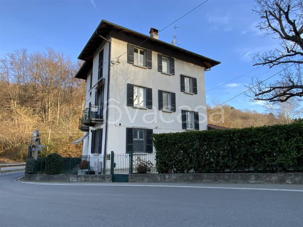 Villa in vendita a Brovello-Carpugnino via per Carpugnino