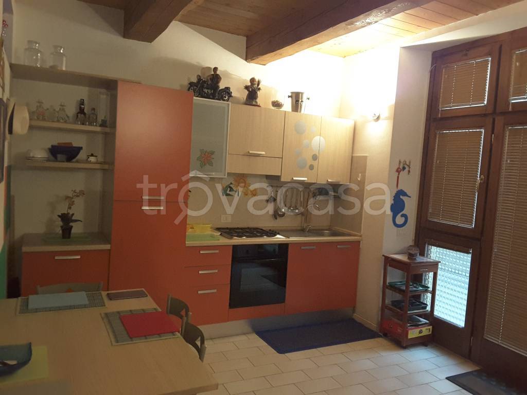 Appartamento in vendita a Pesaro via Castelfidardo