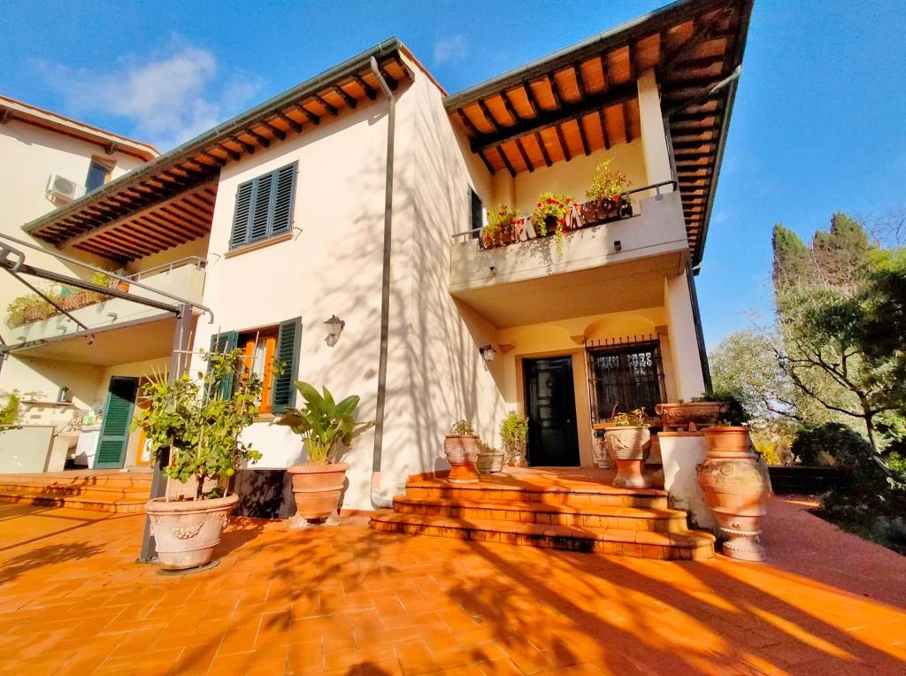 Villa in vendita a Lastra a Signa via delle Selve, 29