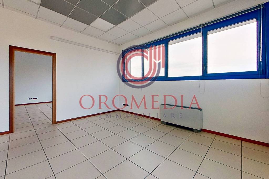 Ufficio in vendita a Bergamo via Campagnola, 40