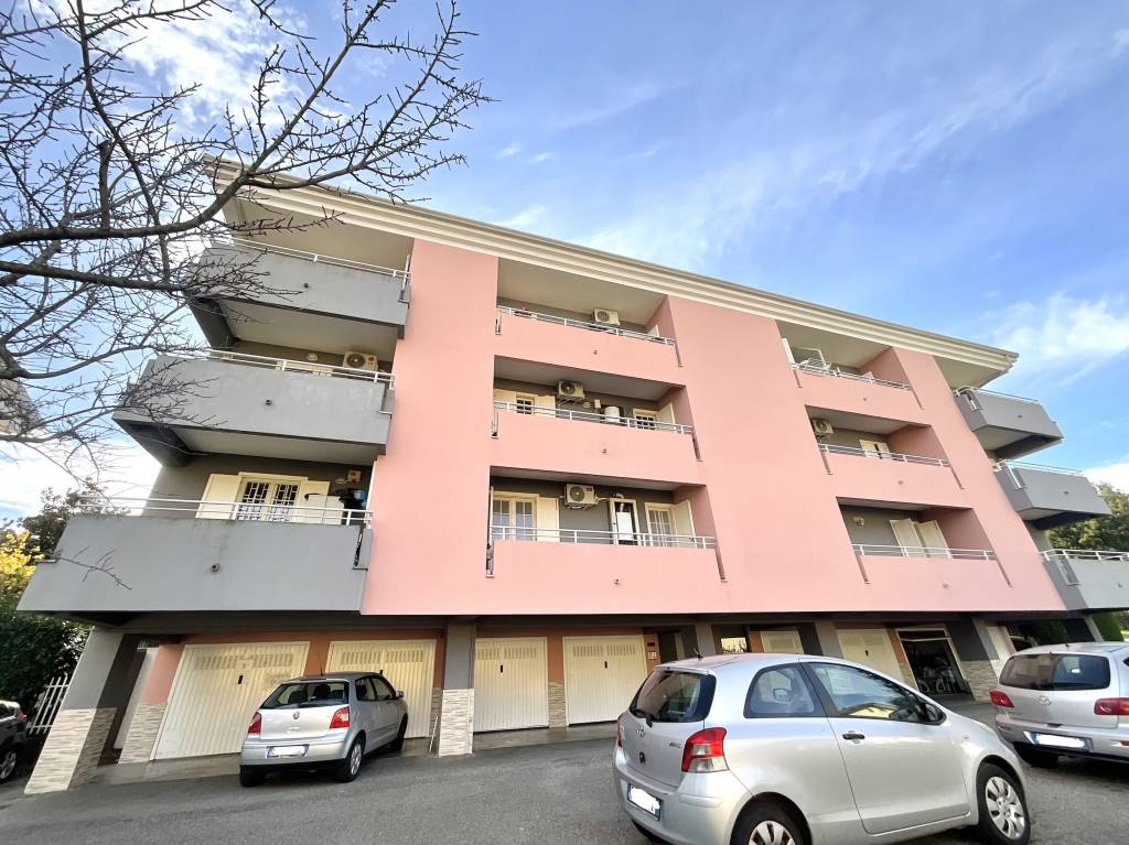 Appartamento in vendita a Rende via Giorgio De Chirico Traversa 6, 66