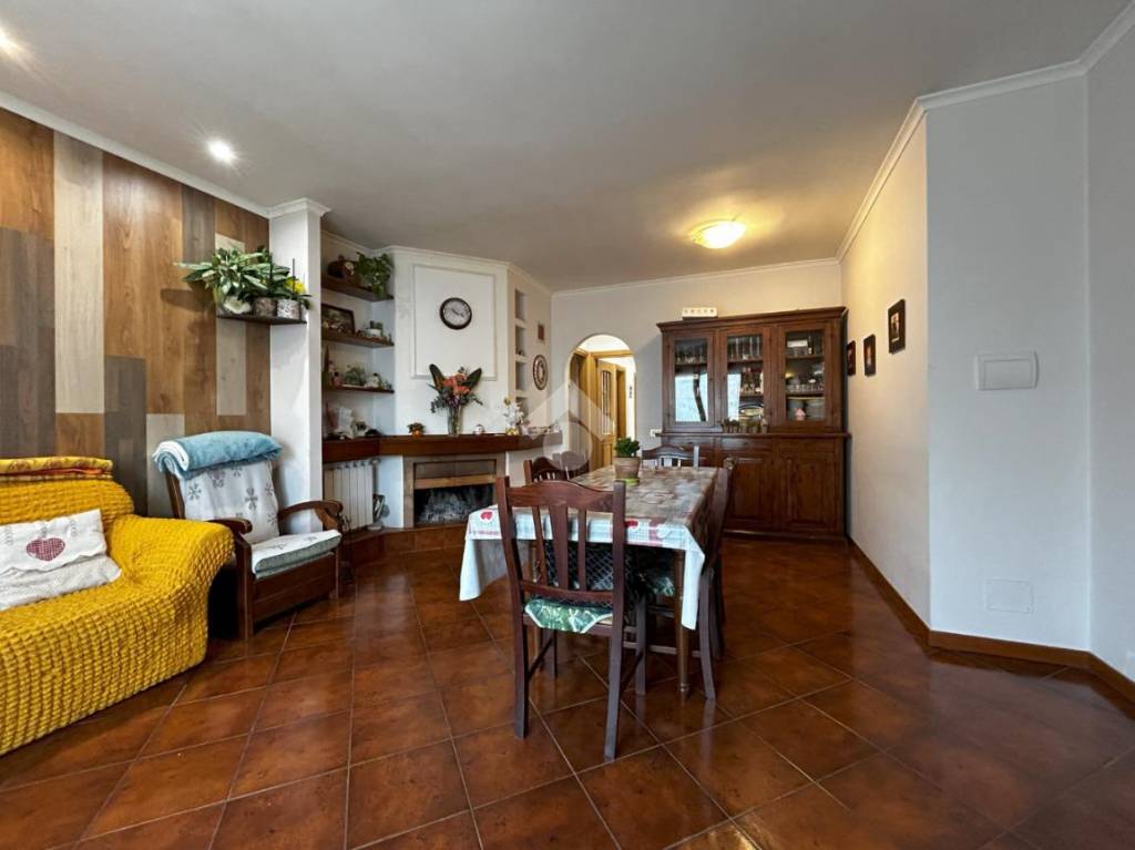 Appartamento in vendita a Orvieto via degli Aceri, 92