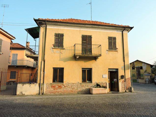 Casa Indipendente in vendita a Trinità via Carlo Marro, 9