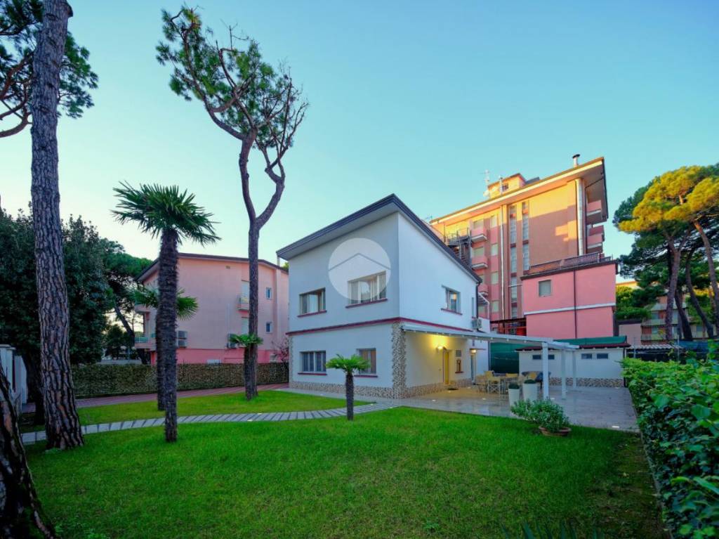 Villa in vendita a Cervia via X Traversa, 11