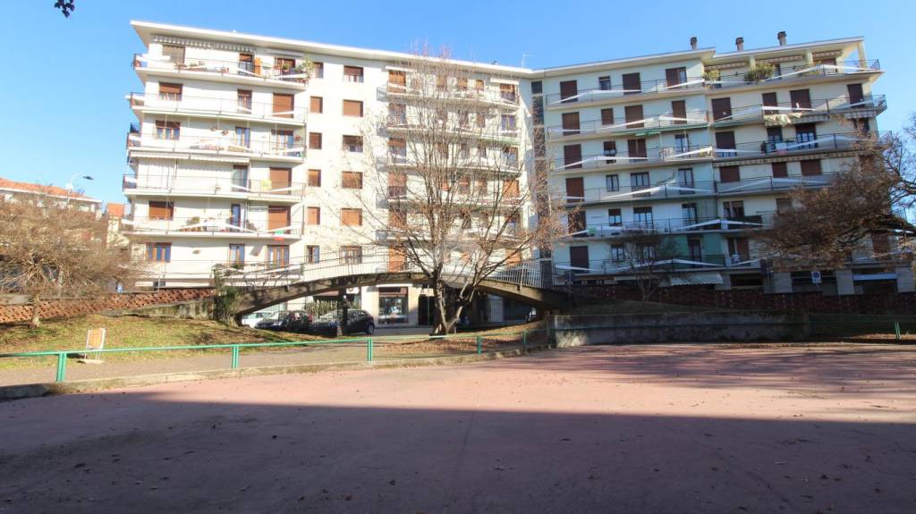 Appartamento in vendita a Cossato via Giardini, 50