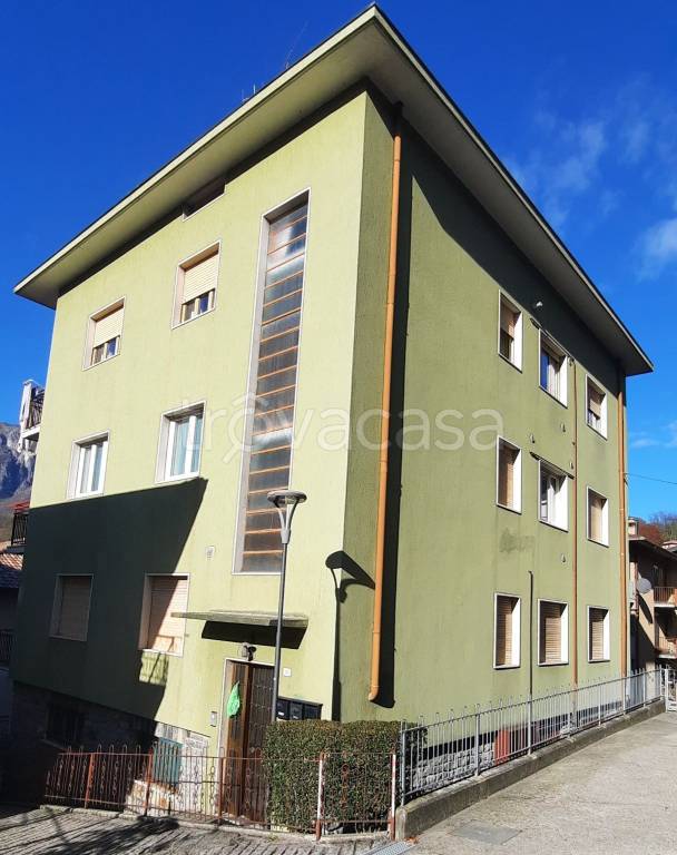 Appartamento in in vendita da privato a San Giovanni Bianco via Gaetano Donizetti, 10