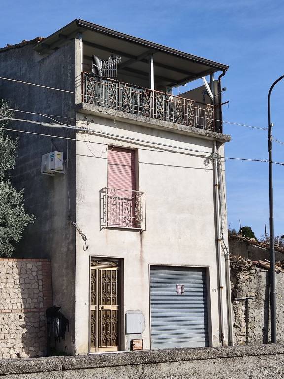 Casa Indipendente in in vendita da privato ad Agnana Calabra via Roma, 123