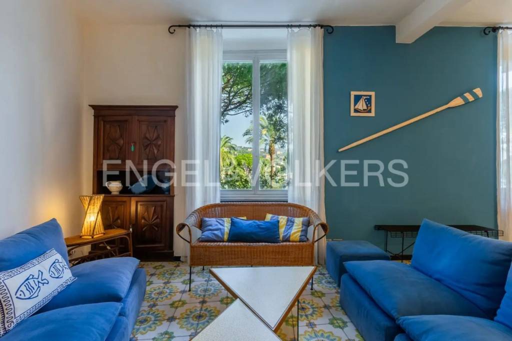 Appartamento in vendita a Santa Margherita Ligure piazza Martiri della Libertà, 36