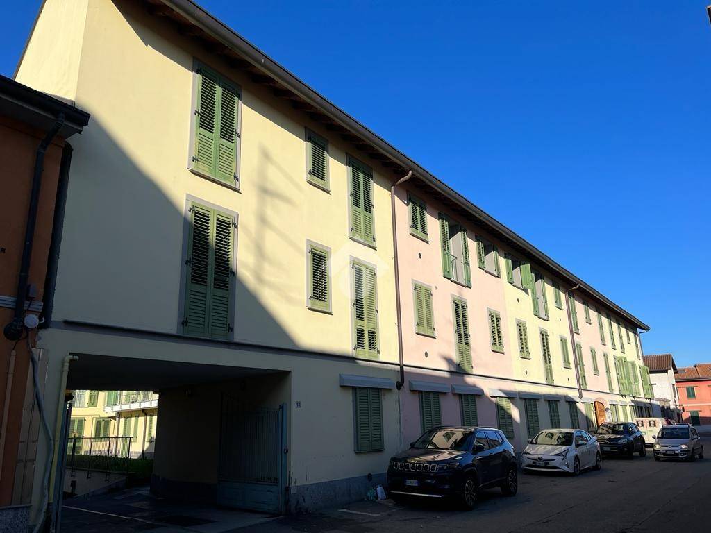 Appartamento in vendita a Castano Primo via Acerbi, 12