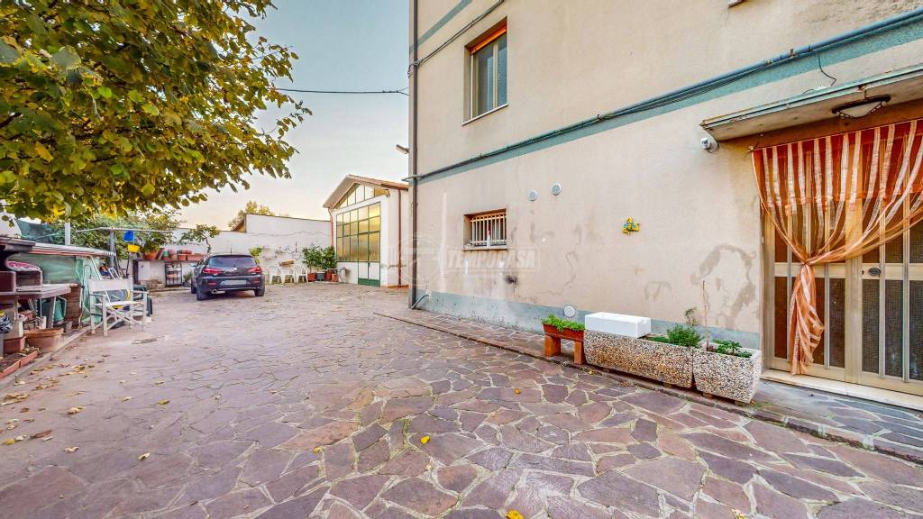 Appartamento in vendita a Castelfranco Emilia via g. D'annunzio 14