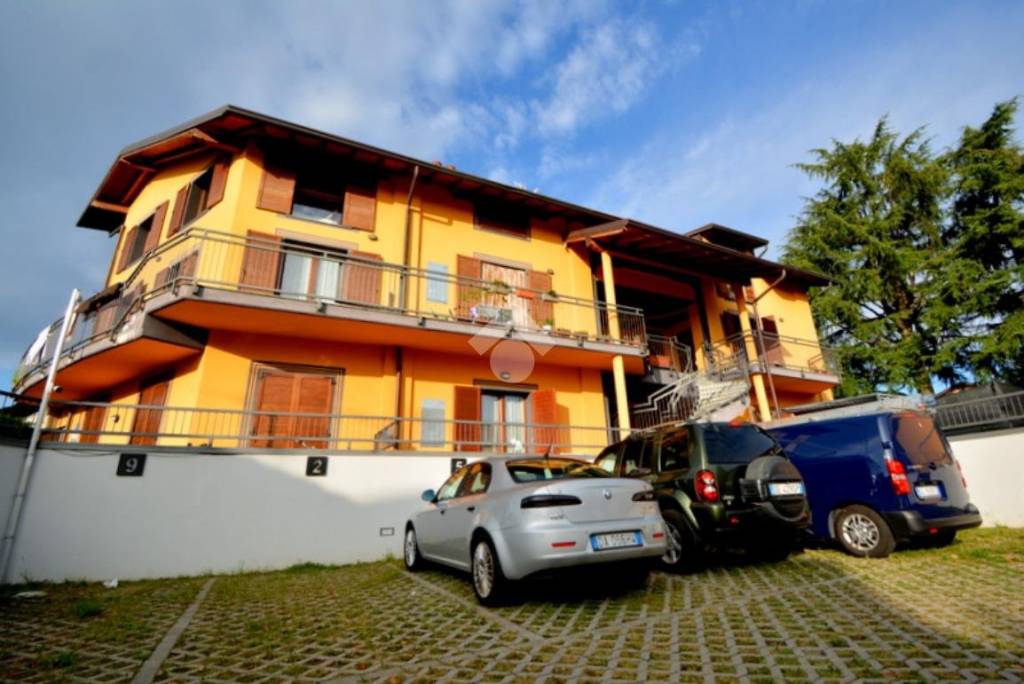 Appartamento in vendita a Cornate d'Adda via a. Manzoni, 36