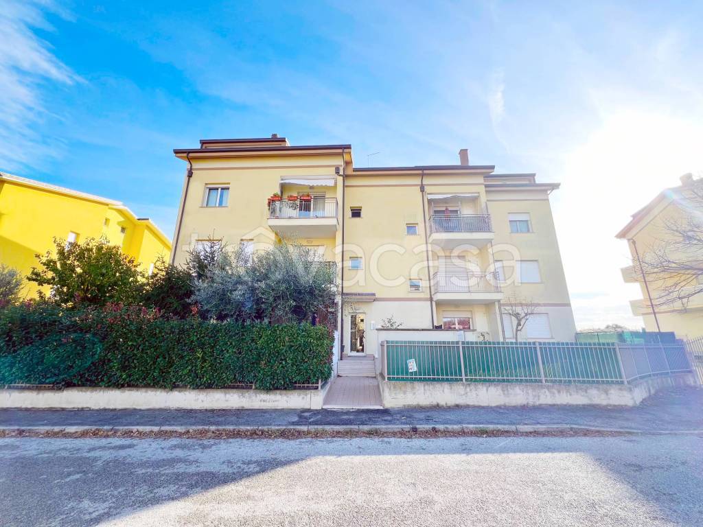 Appartamento in vendita a Riccione via Tavoleto