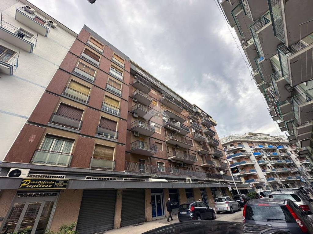 Appartamento in vendita a Foggia via Emilio Perrone, 24